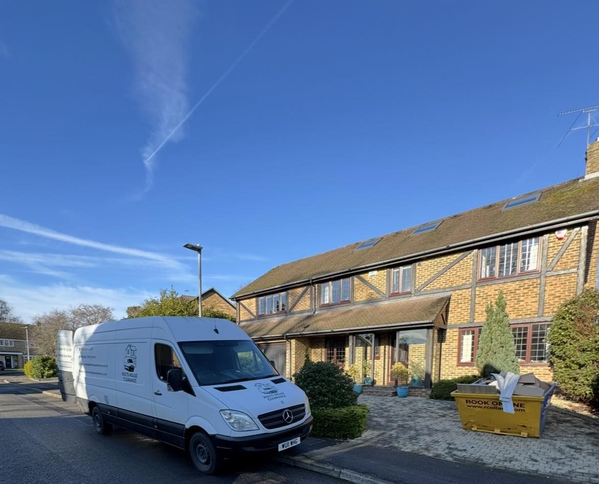 Sofa removal in Crowthorne
