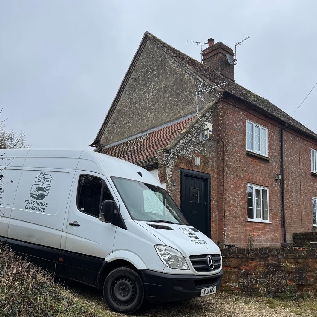 Kolt's van arrives at a client's property