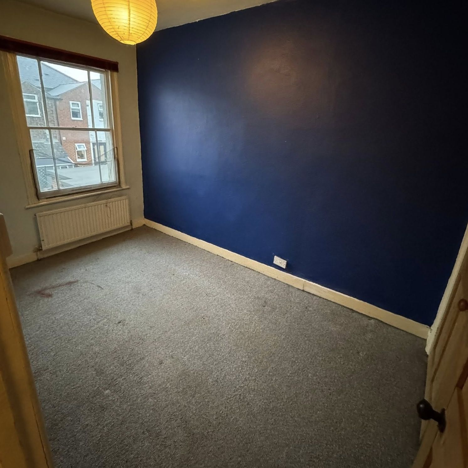 A clean bedroom in RG1 after we cleared it out.